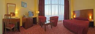 Гостиница Гранд Отель  Казань Полулюкс с кроватью размера «king-size» и панорамным видом-2